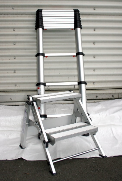 Teleskopleiter und Klapptreppe